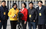 (娱乐圈）电影《大轰炸》宣布取消上映，导演萧峰：到放下的时候了